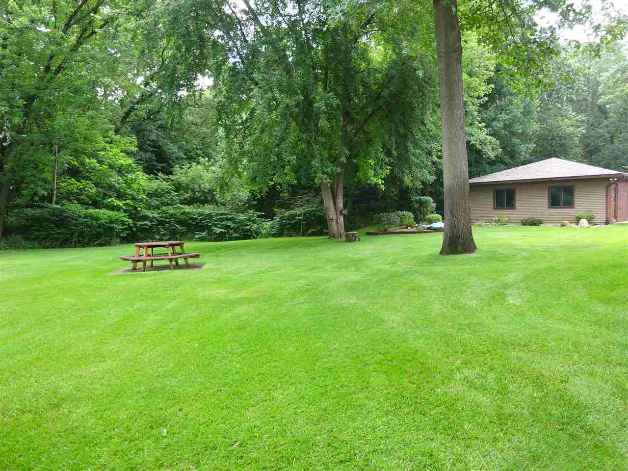 56200 Riviera Street South Bend, IN 46619 - Photo 33 of 36 Gallery Image 33