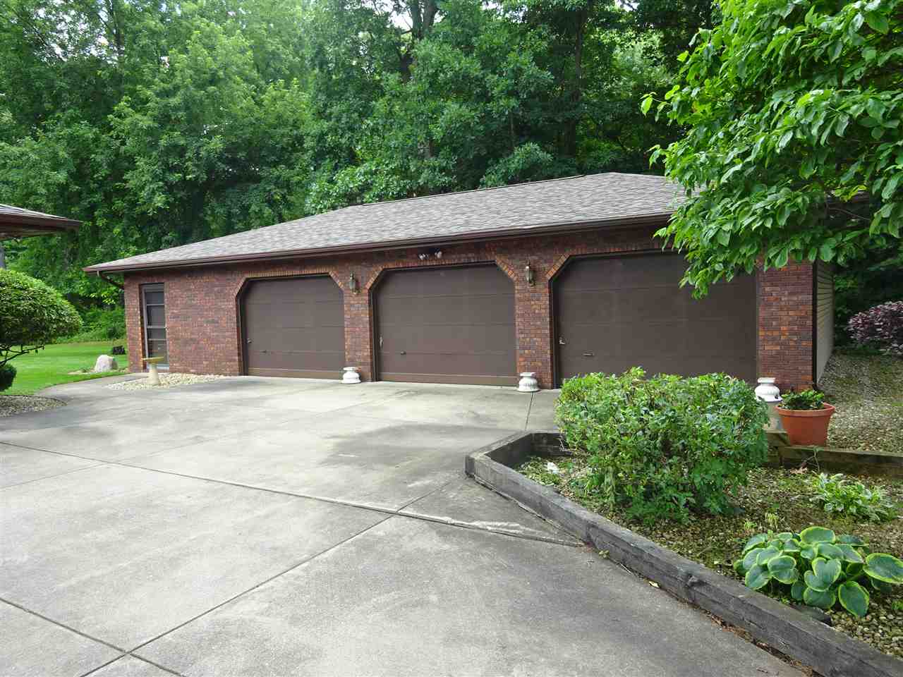 56200 Riviera Street South Bend, IN 46619 - Photo 35 of 36 Gallery Image 35