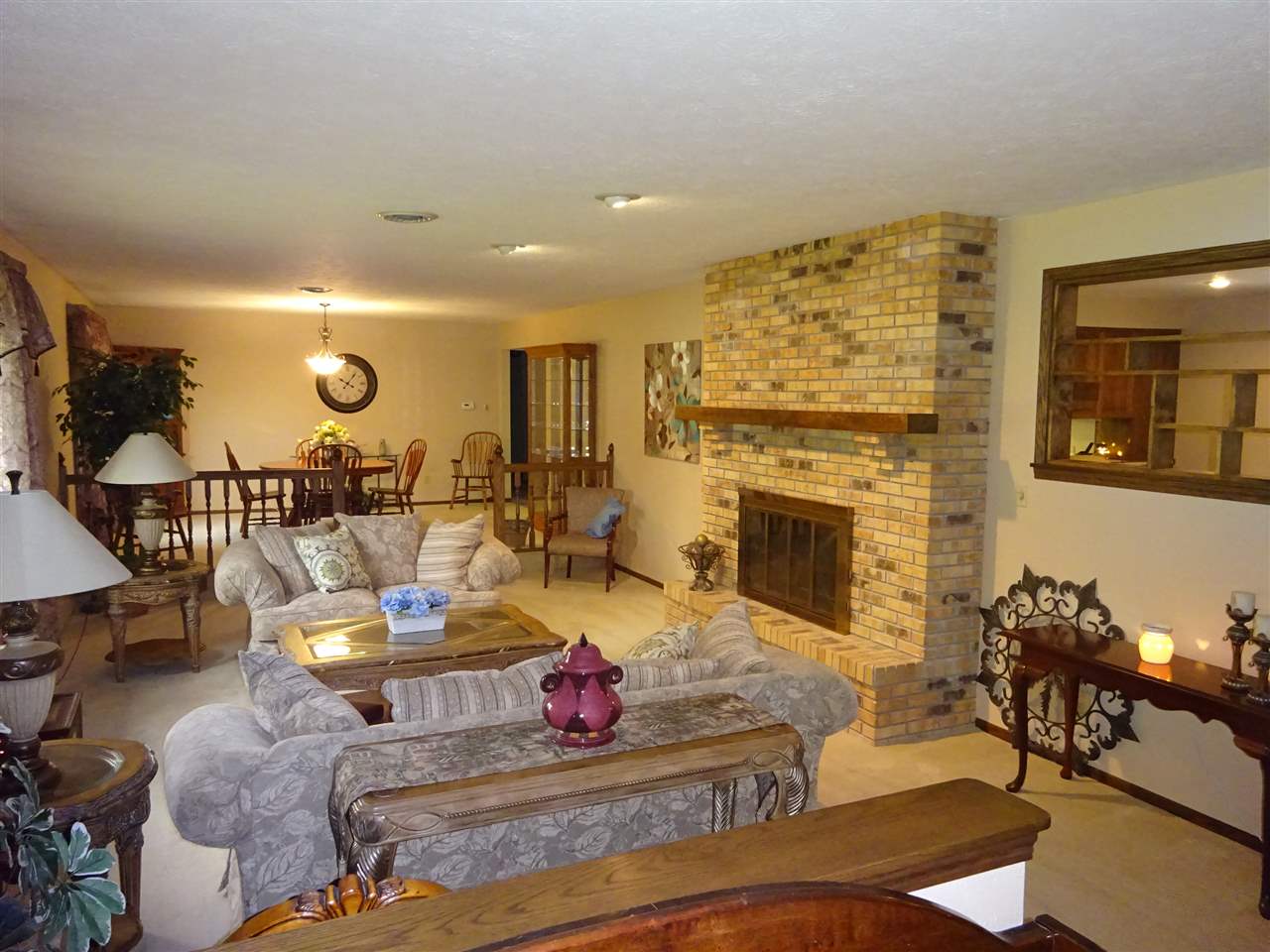 56200 Riviera Street South Bend, IN 46619 - Photo 6 of 36 Gallery Image 6