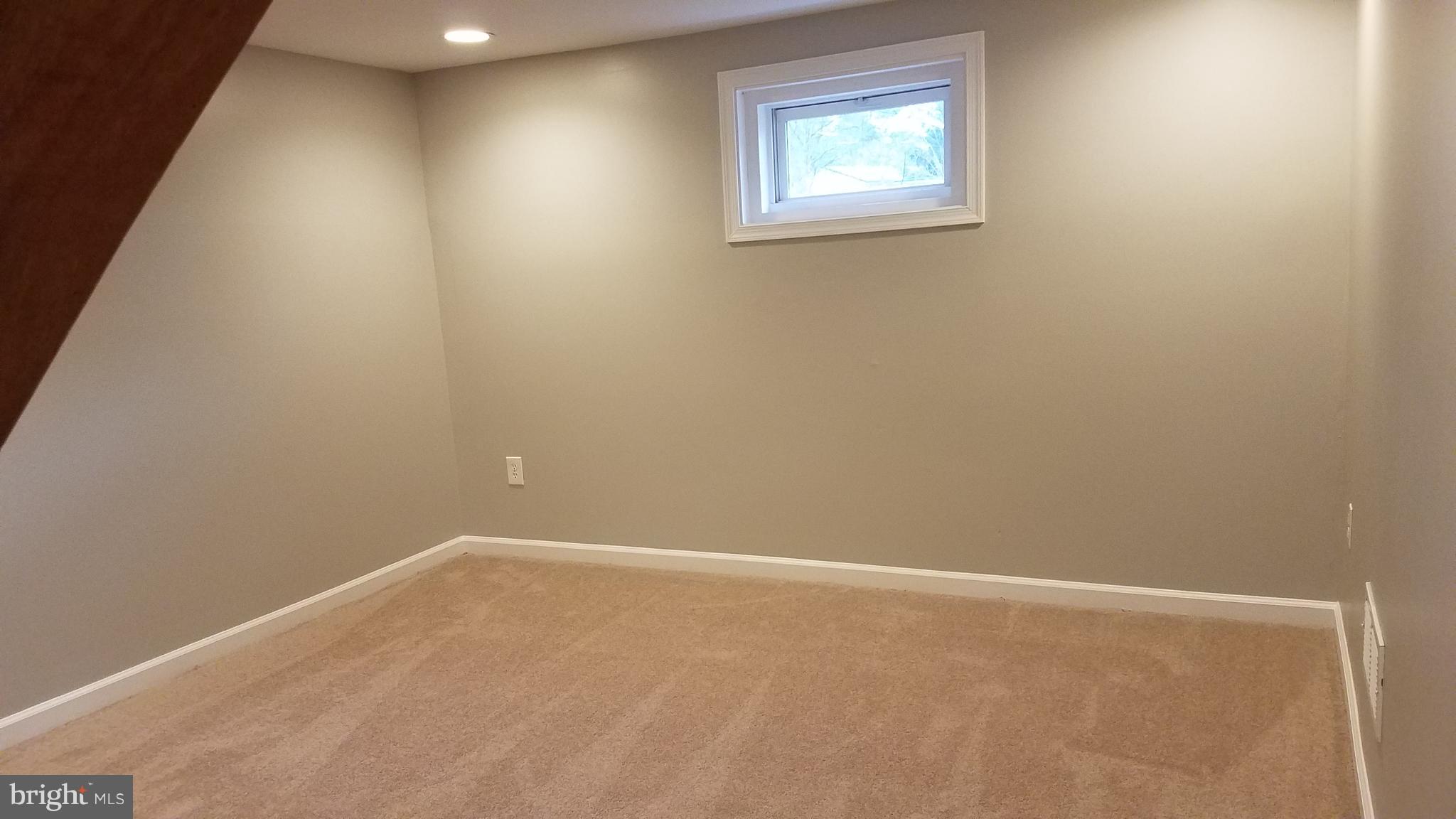 8720 Crest Road Severn, MD 21144 - Photo 17 of 26 Gallery Image 17