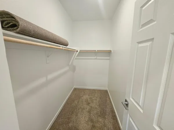 $2,495 | 548 West Fremont Pass, Apache Junction, AZ 85120