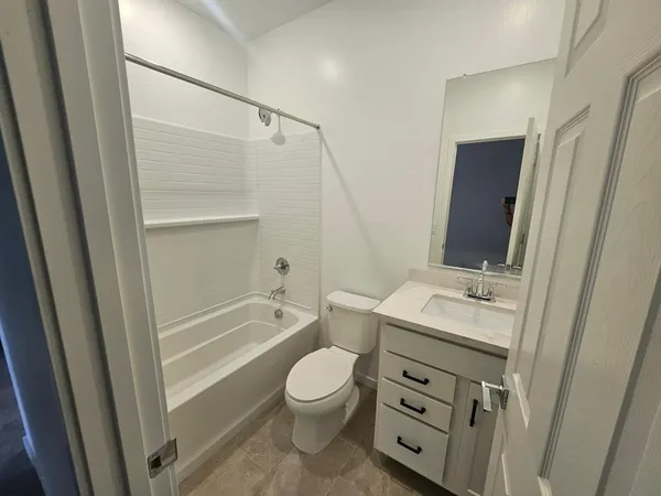 $2,495 | 548 West Fremont Pass, Apache Junction, AZ 85120