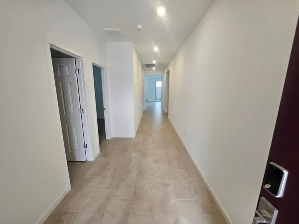 $2,495 | 548 West Fremont Pass, Apache Junction, AZ 85120