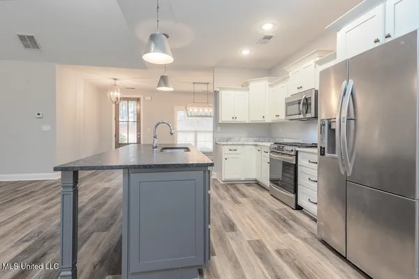 $424,900 | 2024 Laughter Road, Nesbit, MS 38651