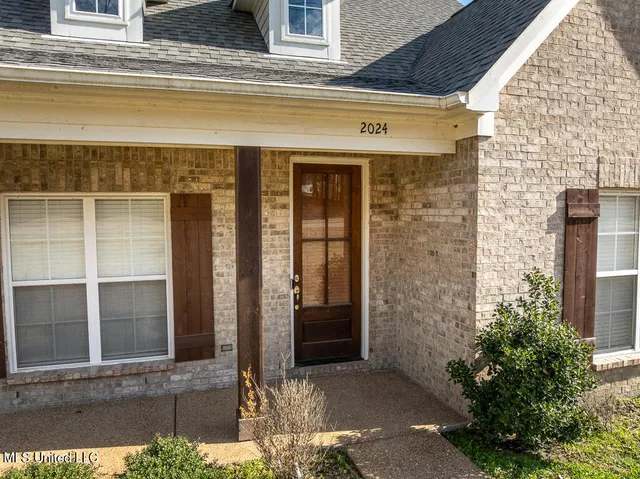 $424,900 | 2024 Laughter Road, Nesbit, MS 38651