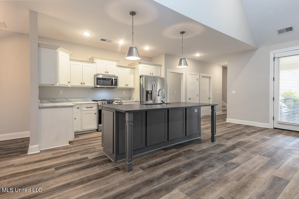 2024 Laughter Road Nesbit, MS 38651 - Photo 5 of 18 laughter rd kitchen