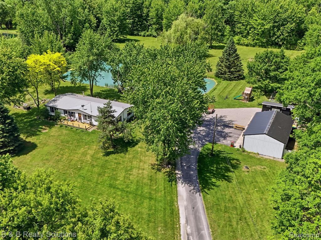 60455 Bates Road New Haven, MI 48048 - Photo 12 of 58