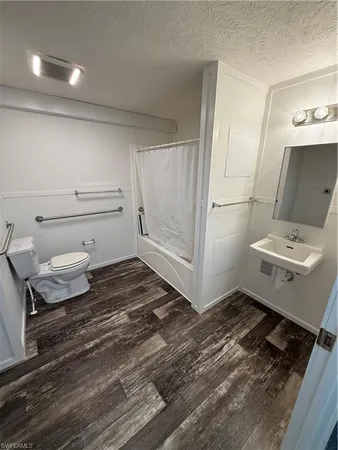 $260,000 | 163 Avenida Del Sur, Clewiston, FL 33440