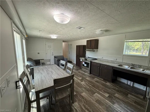 $260,000 | 163 Avenida Del Sur, Clewiston, FL 33440