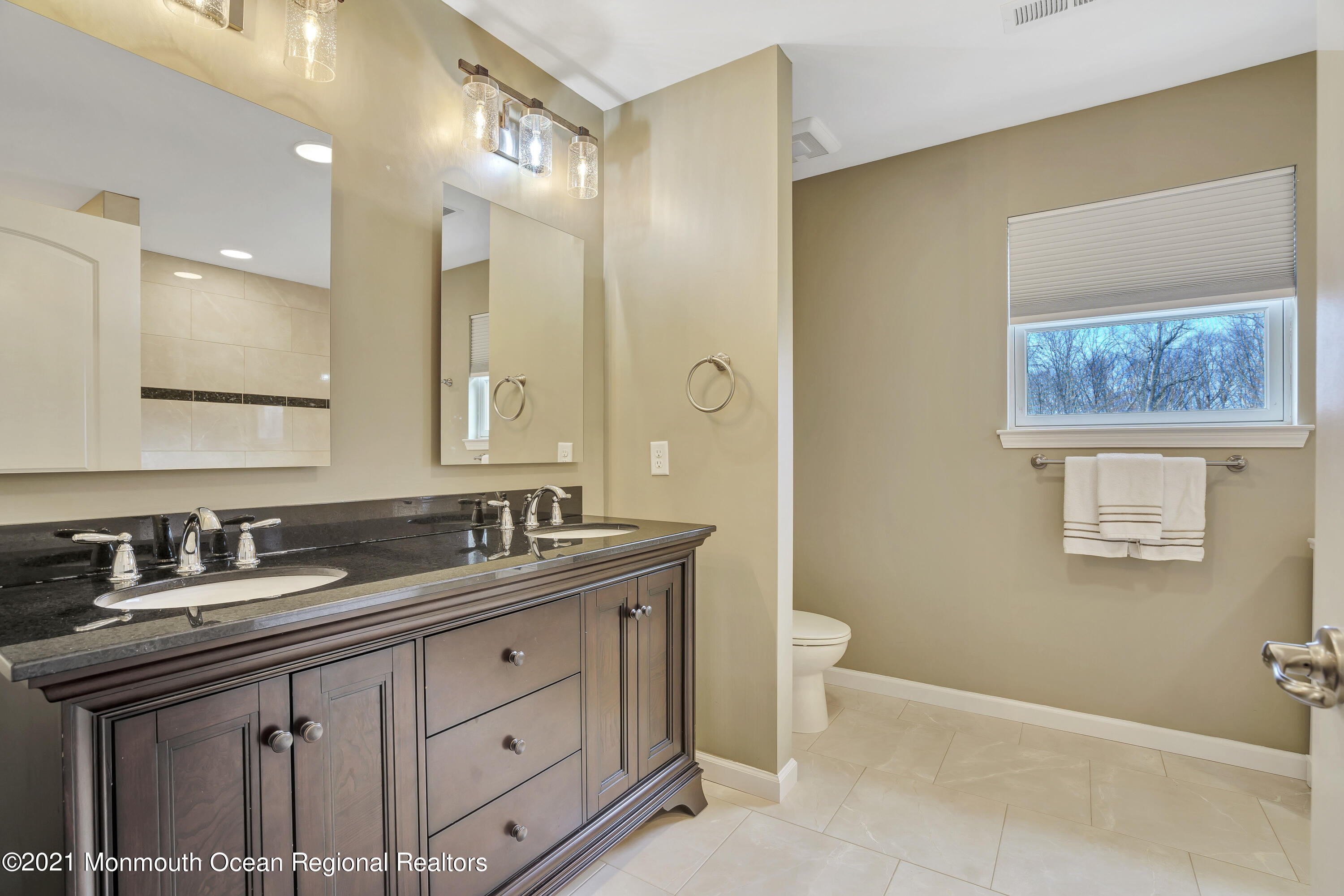 37 Brown Road Morganville, NJ 07751 - Photo 15 of 28 027_dsc01356