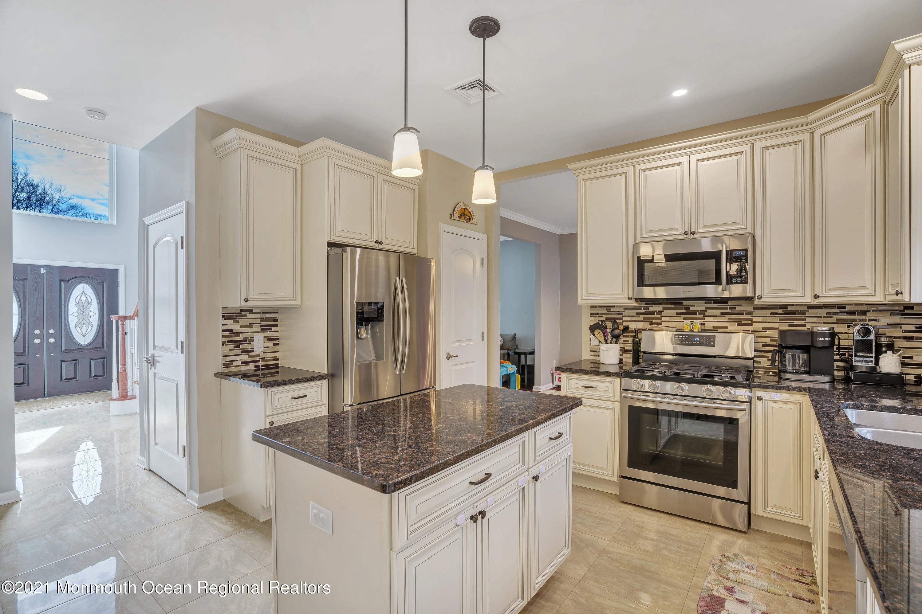 37 Brown Road Morganville, NJ 07751 - Photo 4 of 28 037_dsc01446