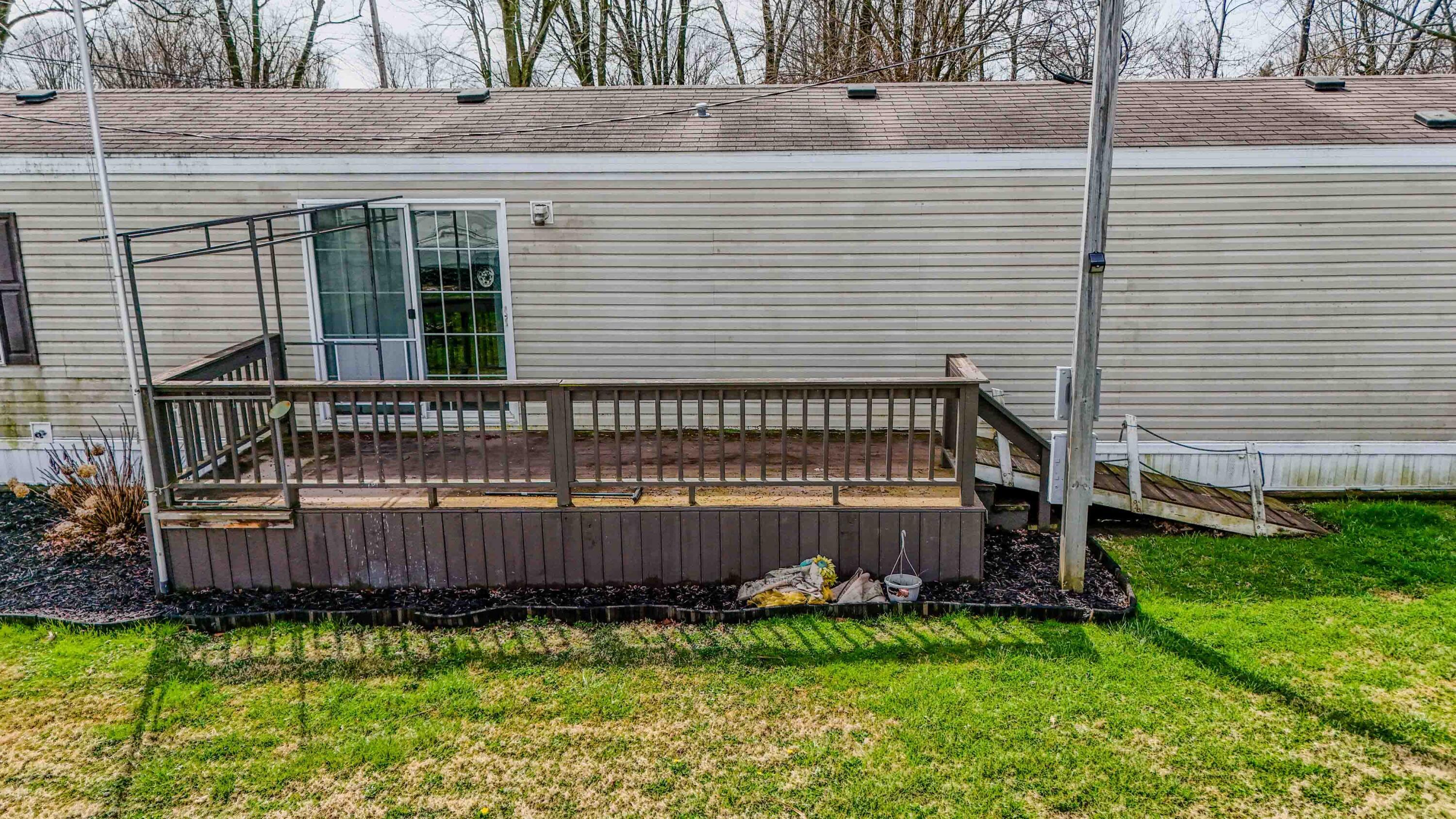 11407 Kickapoo Path Lakeview, OH 43331 - Photo 7 of 22 Deck