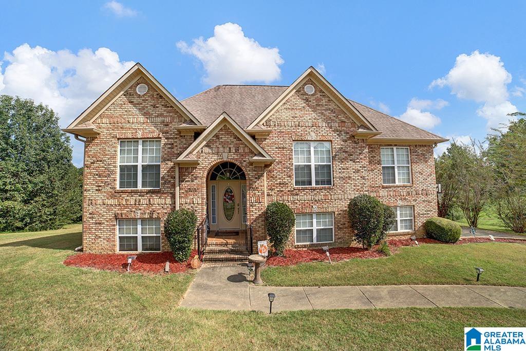730 Ridgefield Way Odenville, AL 35120 - Photo 1 of 10
