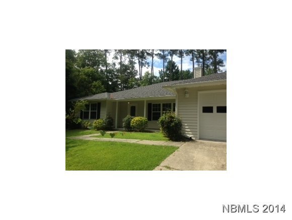 102 Huntcliff Road New Bern, NC 28560 - Photo 1 of 20 Primary Photo