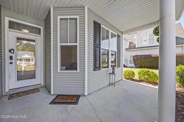 $365,000 | 130 Azalea Drive, Hampstead, NC 28443