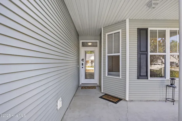 $365,000 | 130 Azalea Drive, Hampstead, NC 28443