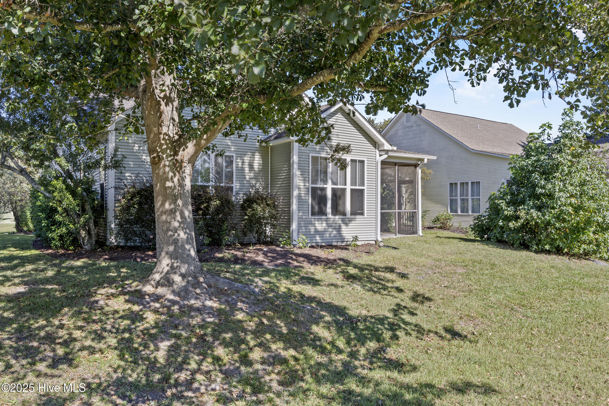 130 Azalea Drive Hampstead, NC 28443 - Photo 41 of 47 39_back exterior