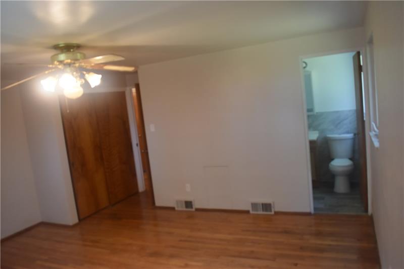 14 Beaver Grade Road McKees Rocks, PA 15136 - Photo 13 of 25