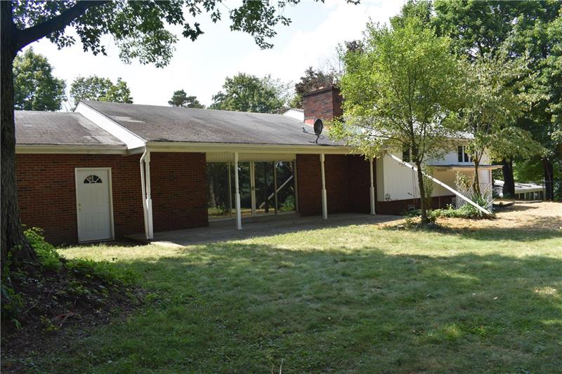 14 Beaver Grade Road McKees Rocks, PA 15136 - Photo 3 of 25