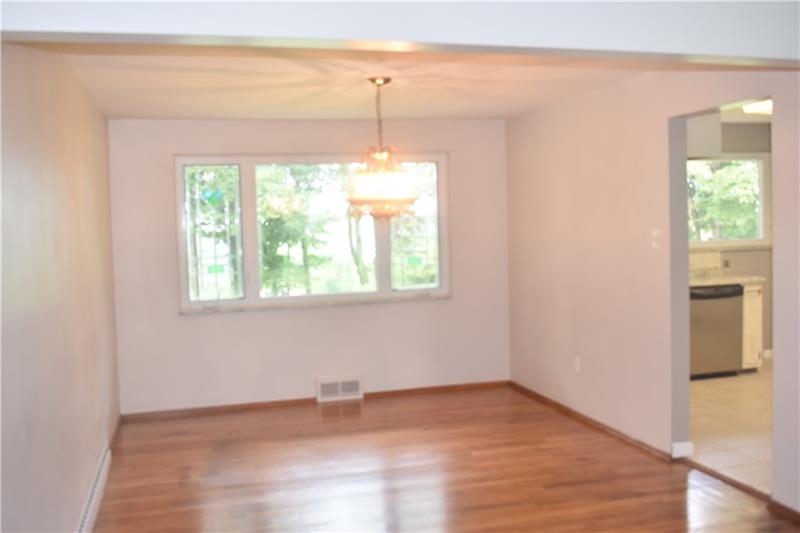 14 Beaver Grade Road McKees Rocks, PA 15136 - Photo 6 of 25