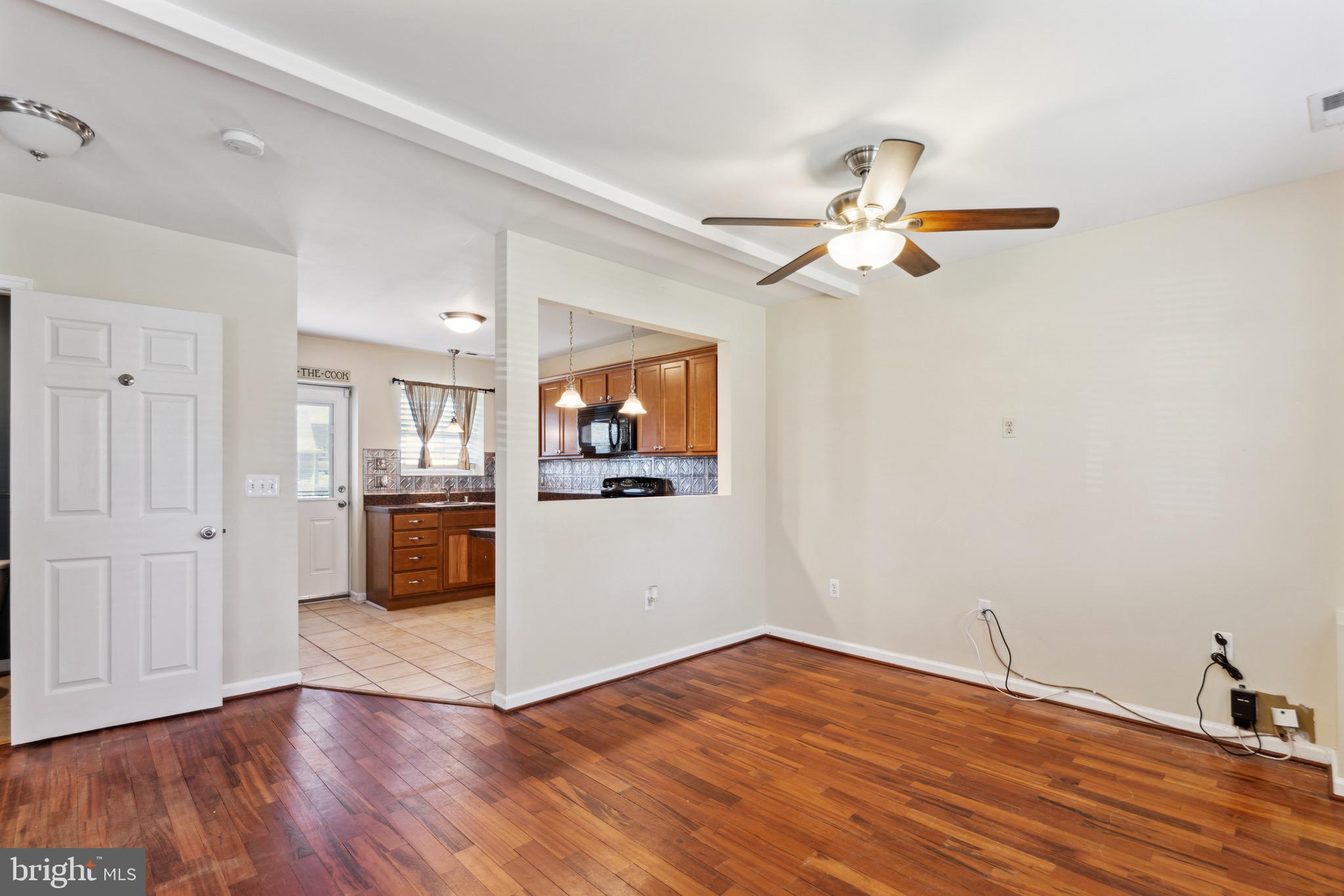 3124 Baybriar Road Baltimore, MD 21222 - Photo 8 of 29 Living Room/Dining Room Combo