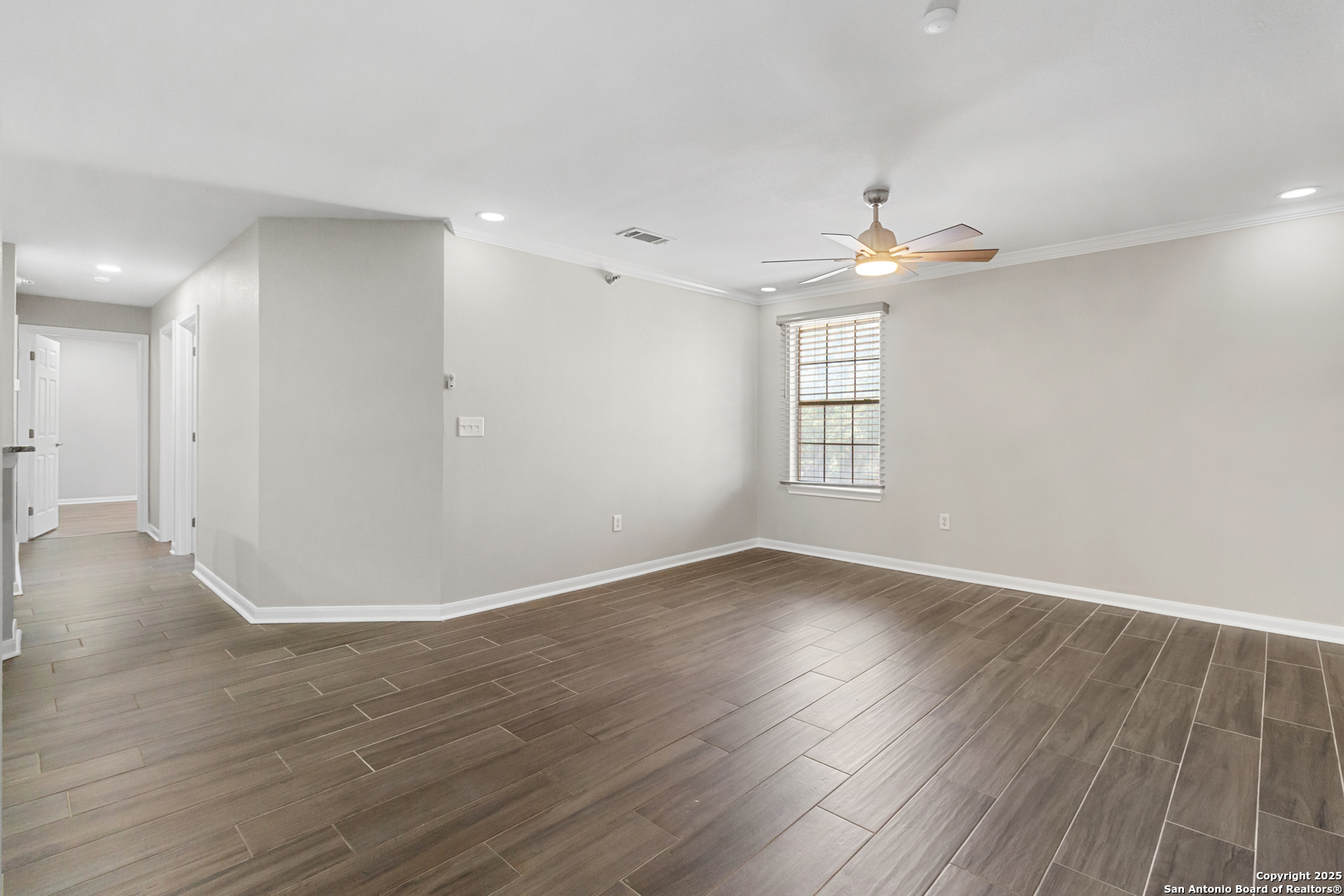 7323 Snowden Road, Unit 1305 San Antonio, TX 78240 - Photo 3 of 18