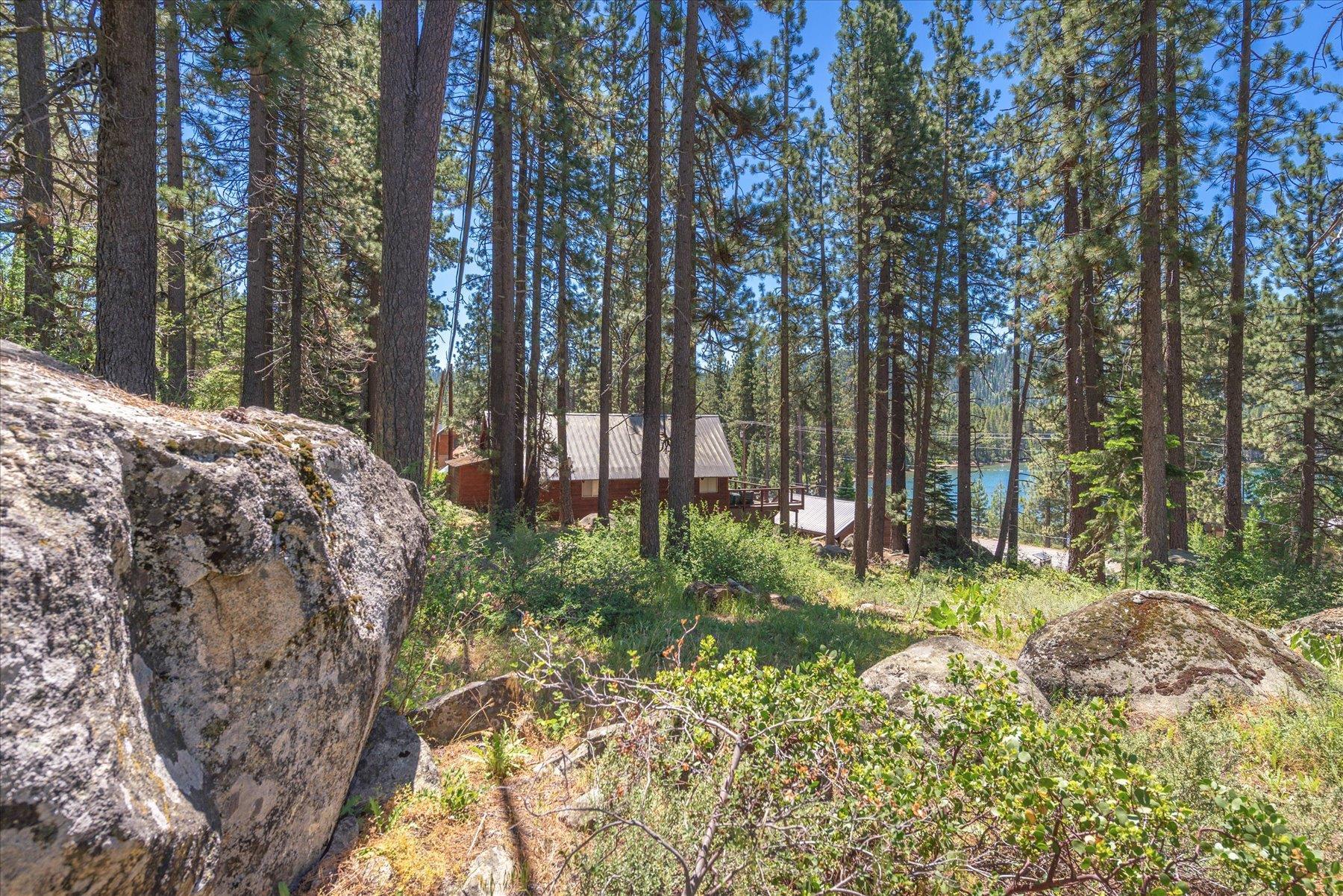 13020 Donner Pass Road Truckee, CA 96161 - Photo 16 of 18