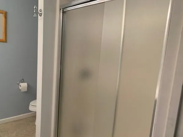 a bathroom with a toilet