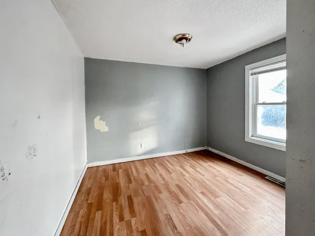 $179,000 | 309 3rd Avenue Southwest, Austin, MN 55912