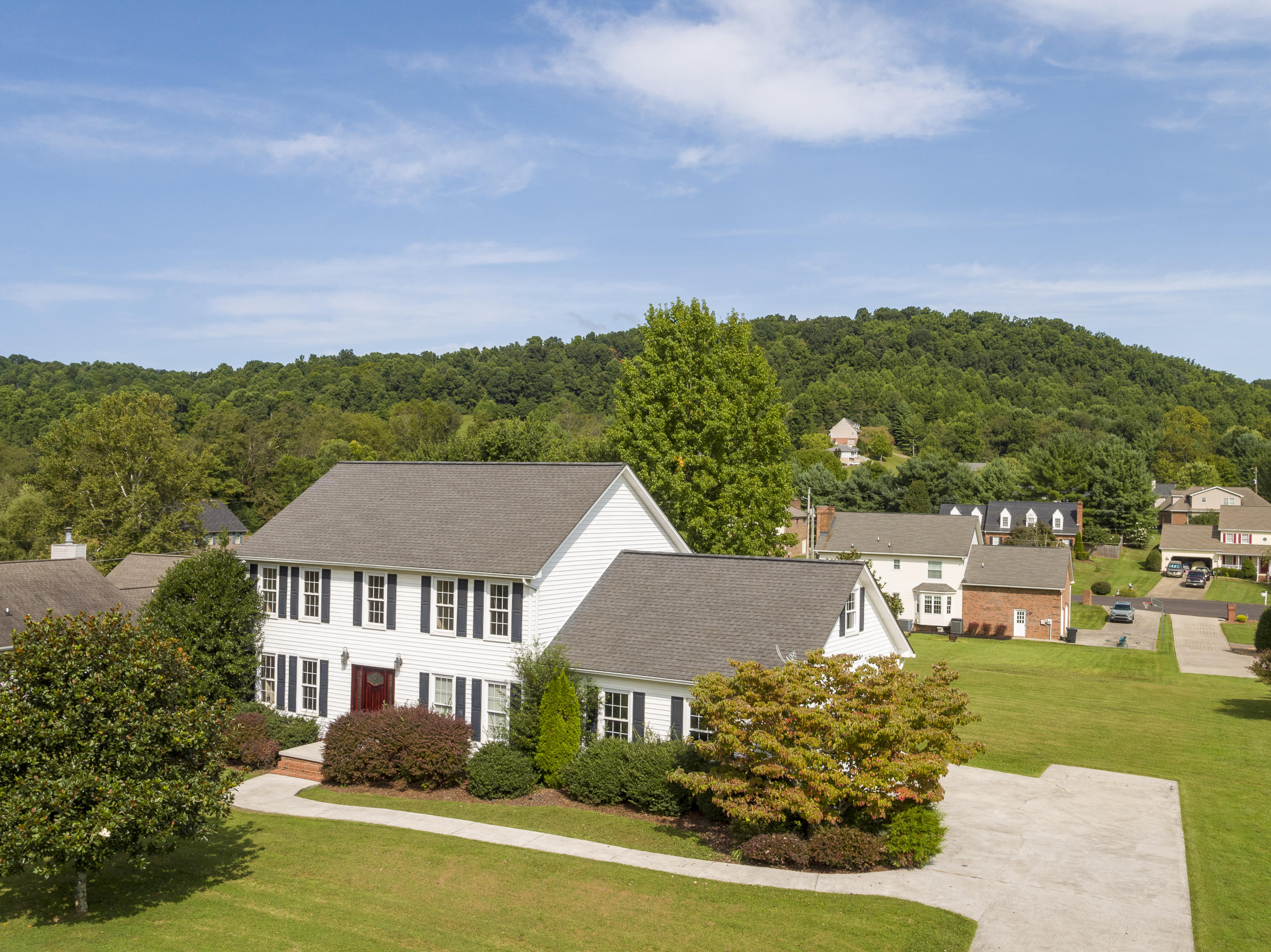 431 Island Road Kingsport, TN 37664 - Photo 1 of 49 island2