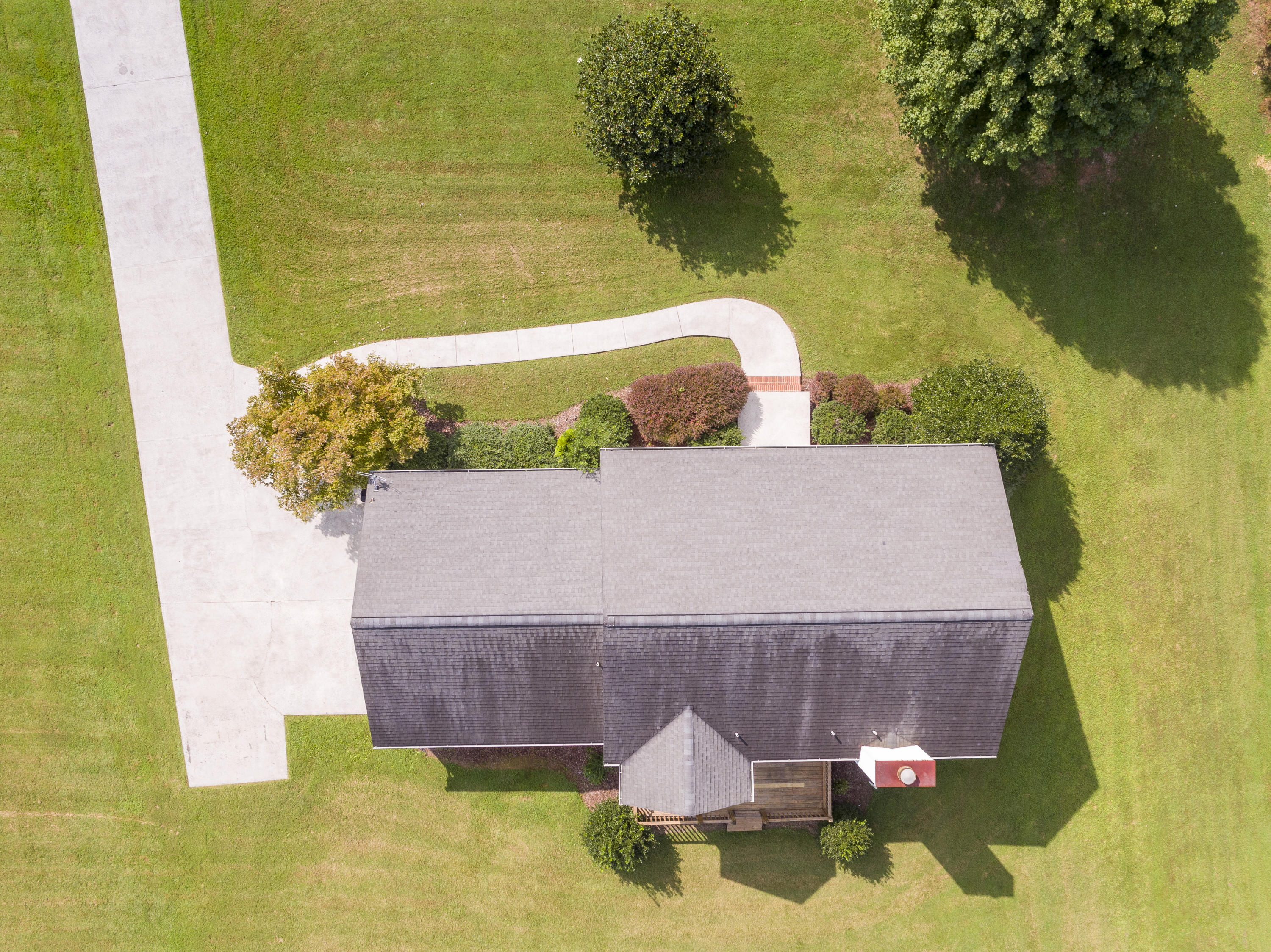 431 Island Road Kingsport, TN 37664 - Photo 46 of 49 island roof top