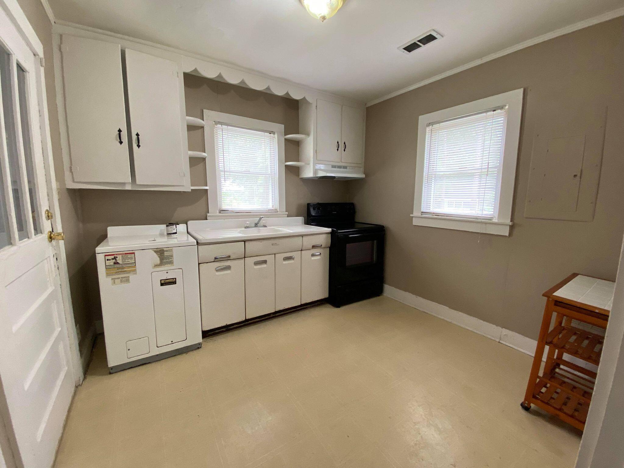 2802 Hiers Corner Road Walterboro, SC 29488 - Photo 7 of 8 Kitchen