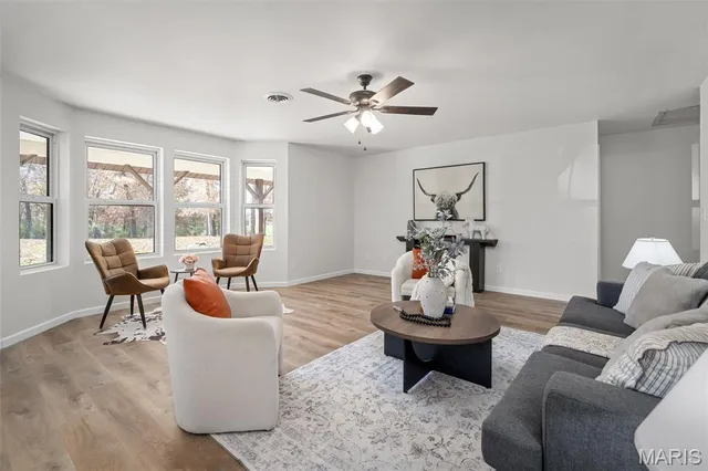 $599,000 | 452 Hwy Ff, Jonesburg, MO 63351