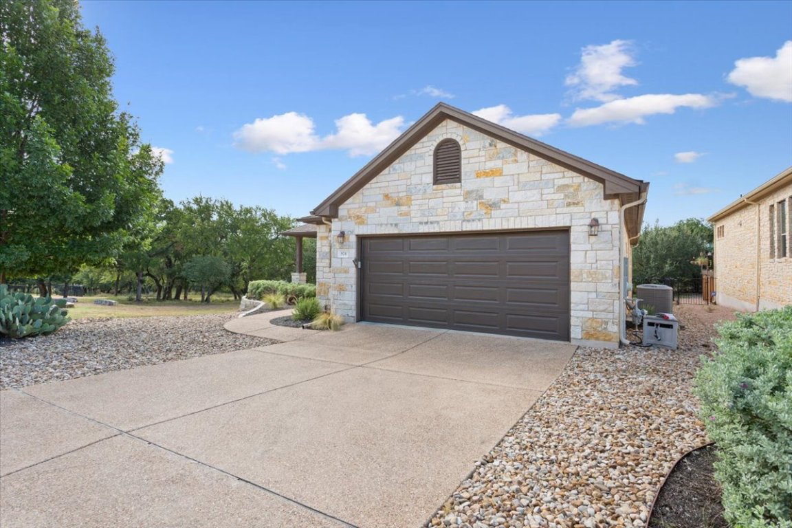 824 Sierra Blanco Loop Georgetown, TX 78633 - Photo 7 of 38