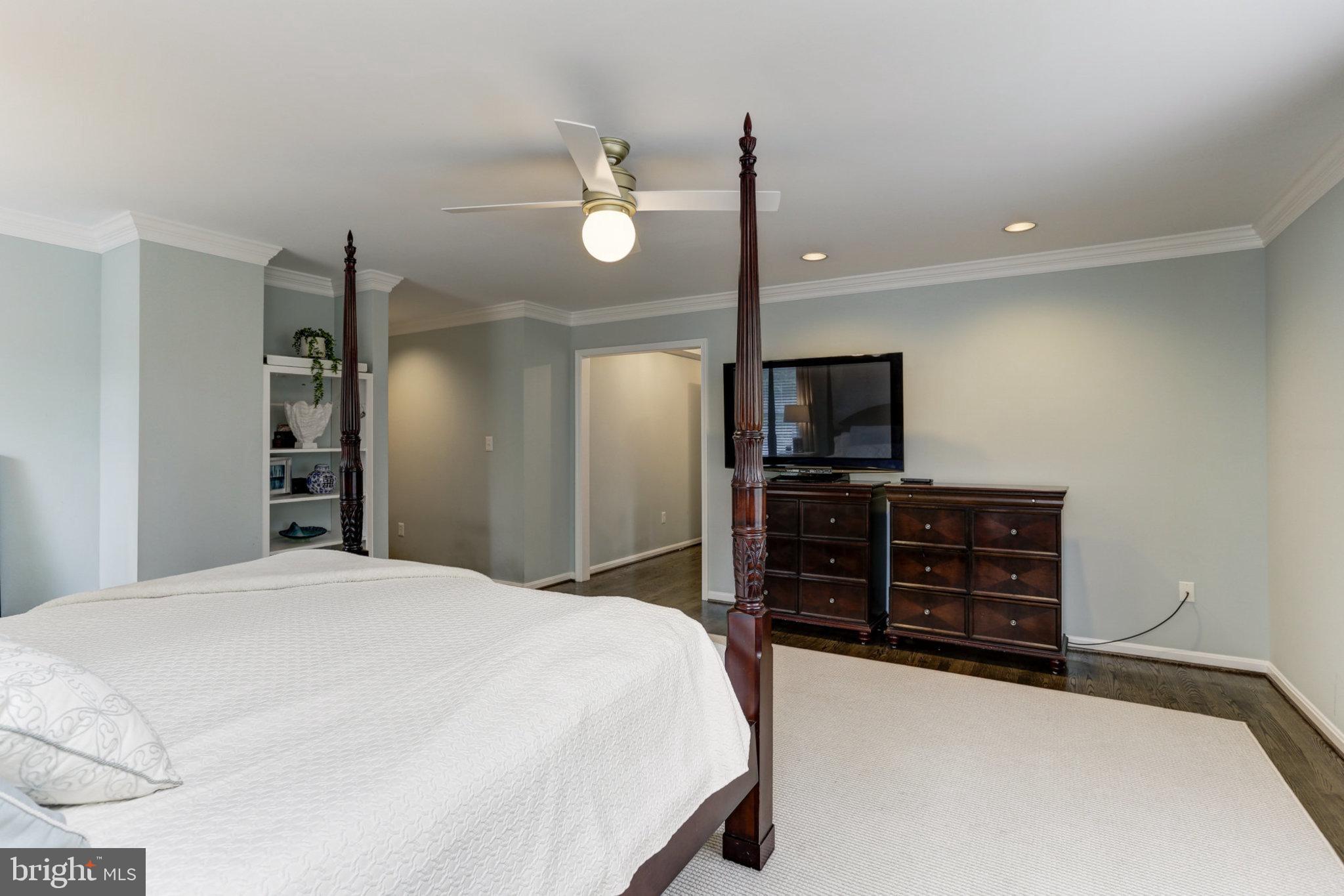 2008 Chesapeake Road Annapolis, MD 21409 - Photo 25 of 53 Primary bedroom leads to "bonus room"