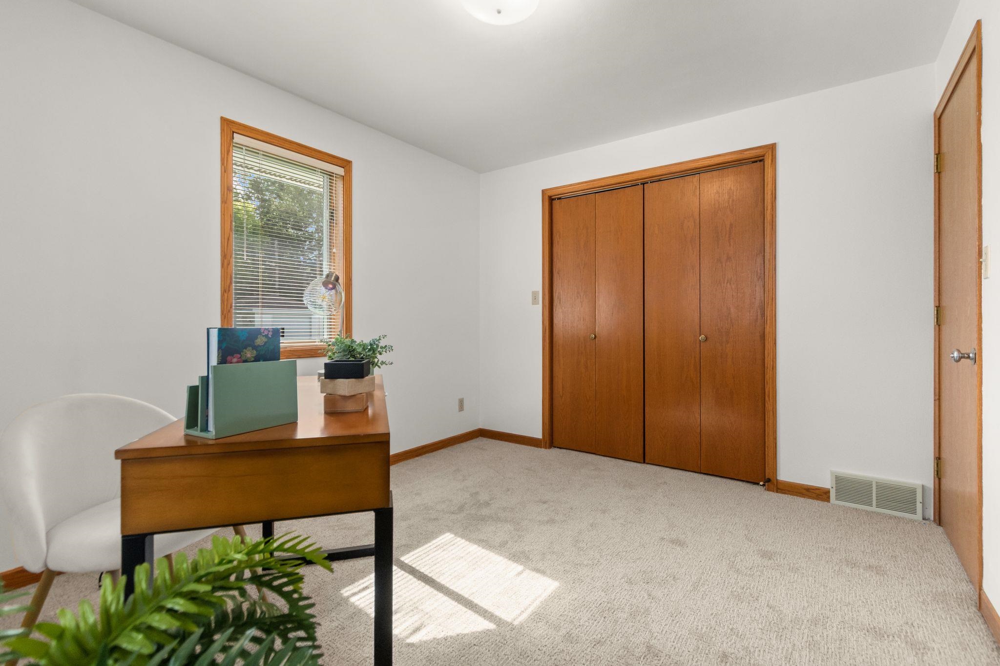 3300 North Lawe Street Appleton, WI 54911 - Photo 25 of 43