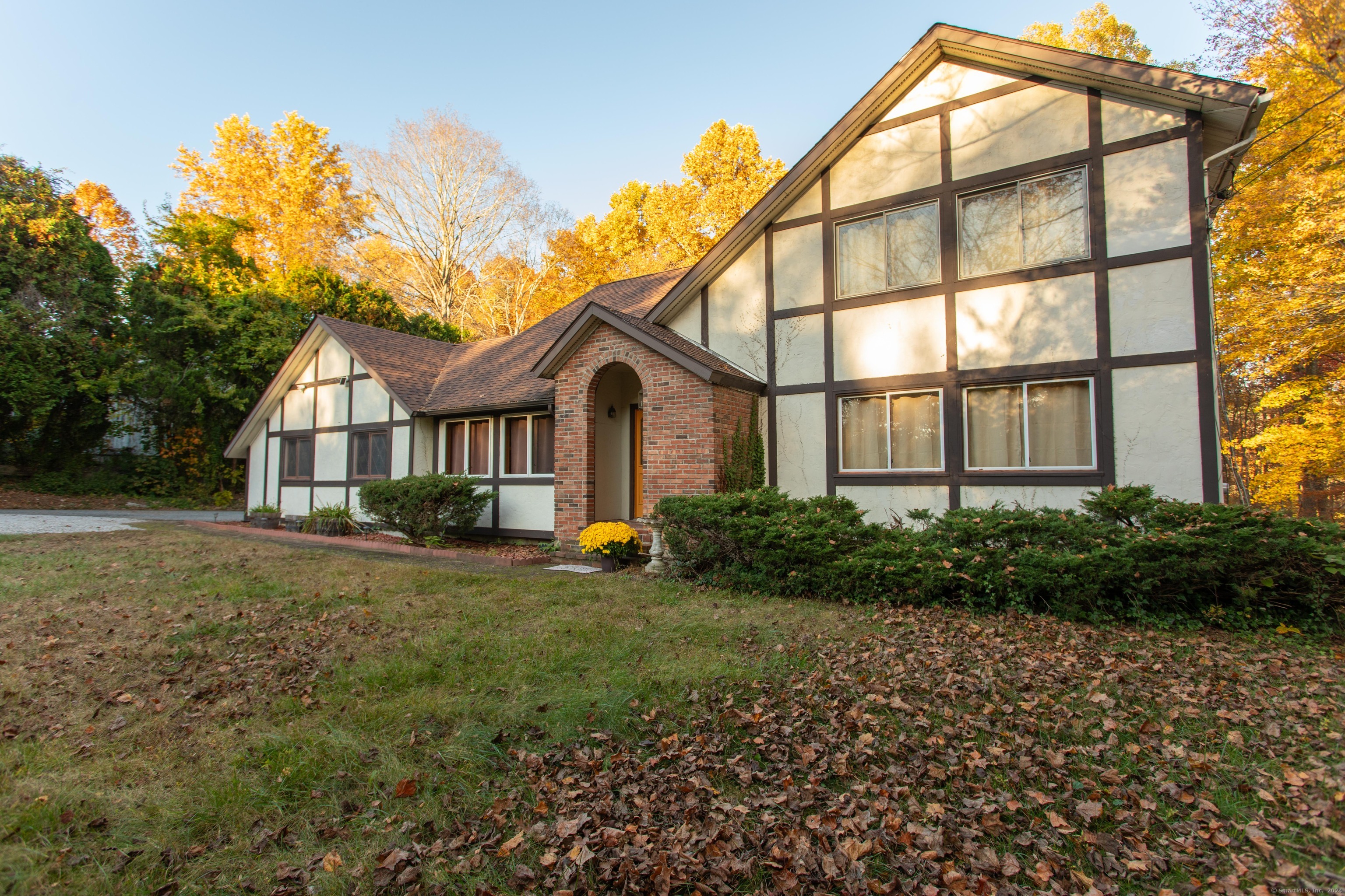 5 Briar Hill Road Norwich, CT 06360 - Photo 1 of 1