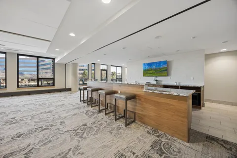 $545,000 | 1240 South 2nd Street, Unit 109, Minneapolis, MN 55415