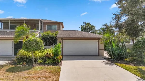 $1,900 | 4683 Winston Lane North, Unit 30, Sarasota, FL 34235