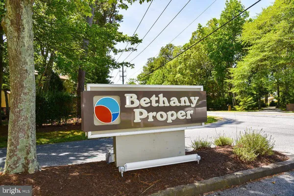 $825,000 | 322 Evergreen Court, Unit B, Bethany Beach, DE 19930
