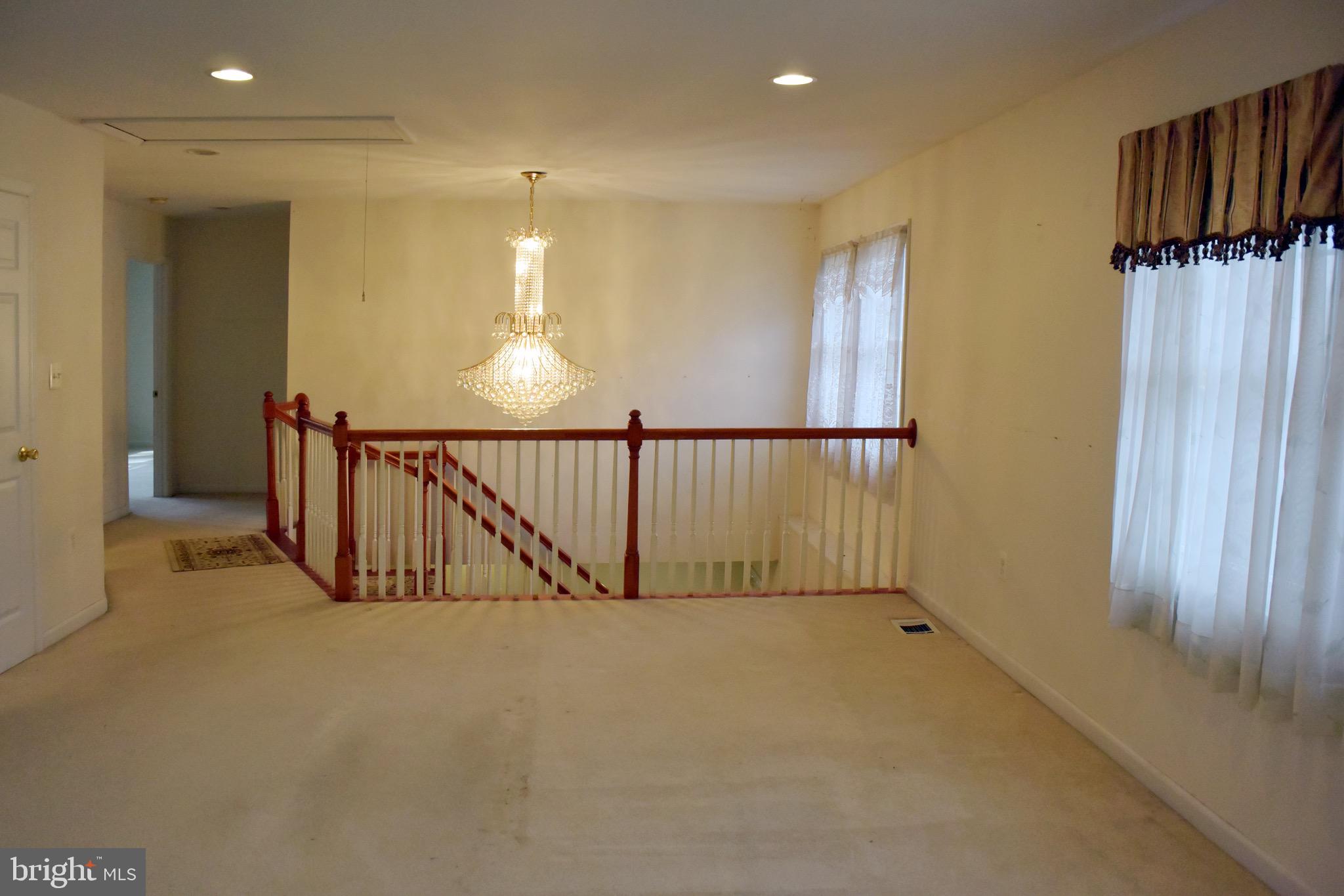 8404 Adelphi Road Adelphi, MD 20783 - Photo 15 of 29 LOFT IN UPPER LEVEL
