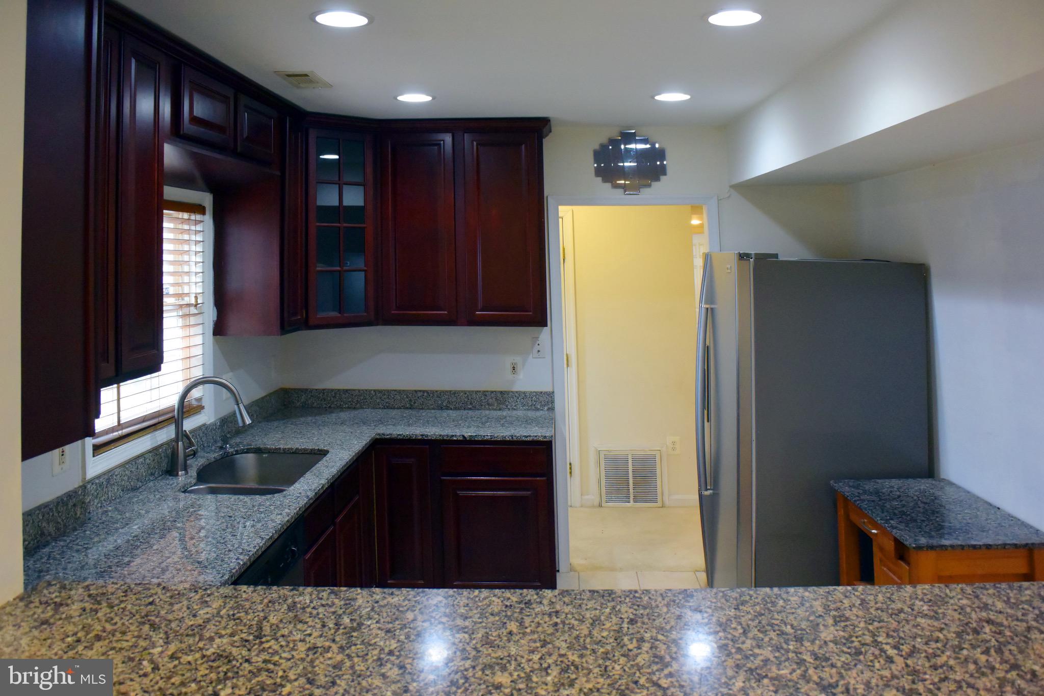 8404 Adelphi Road Adelphi, MD 20783 - Photo 5 of 29 KITCHEN