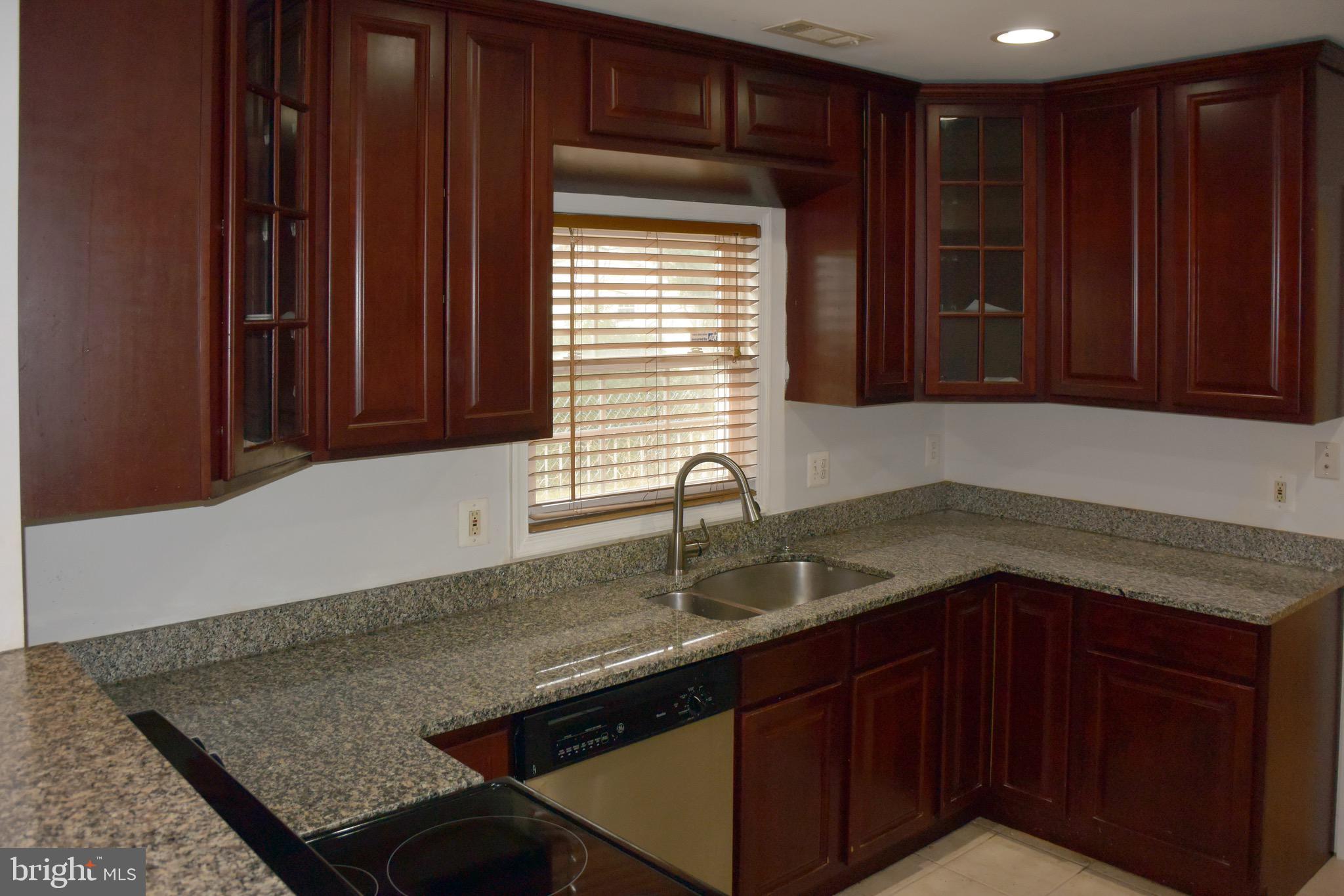 8404 Adelphi Road Adelphi, MD 20783 - Photo 6 of 29 KITCHEN