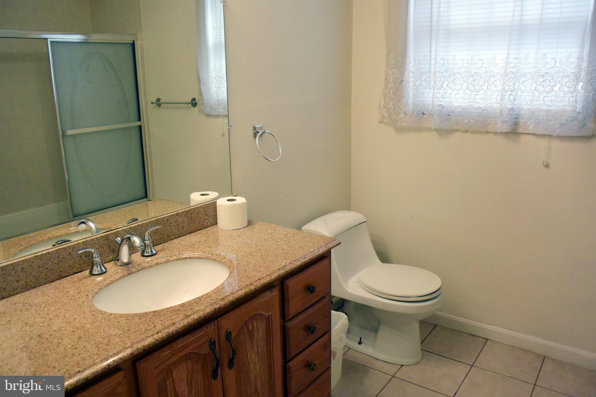 8404 Adelphi Road Adelphi, MD 20783 - Photo 8 of 29 MAIN FULL BATH