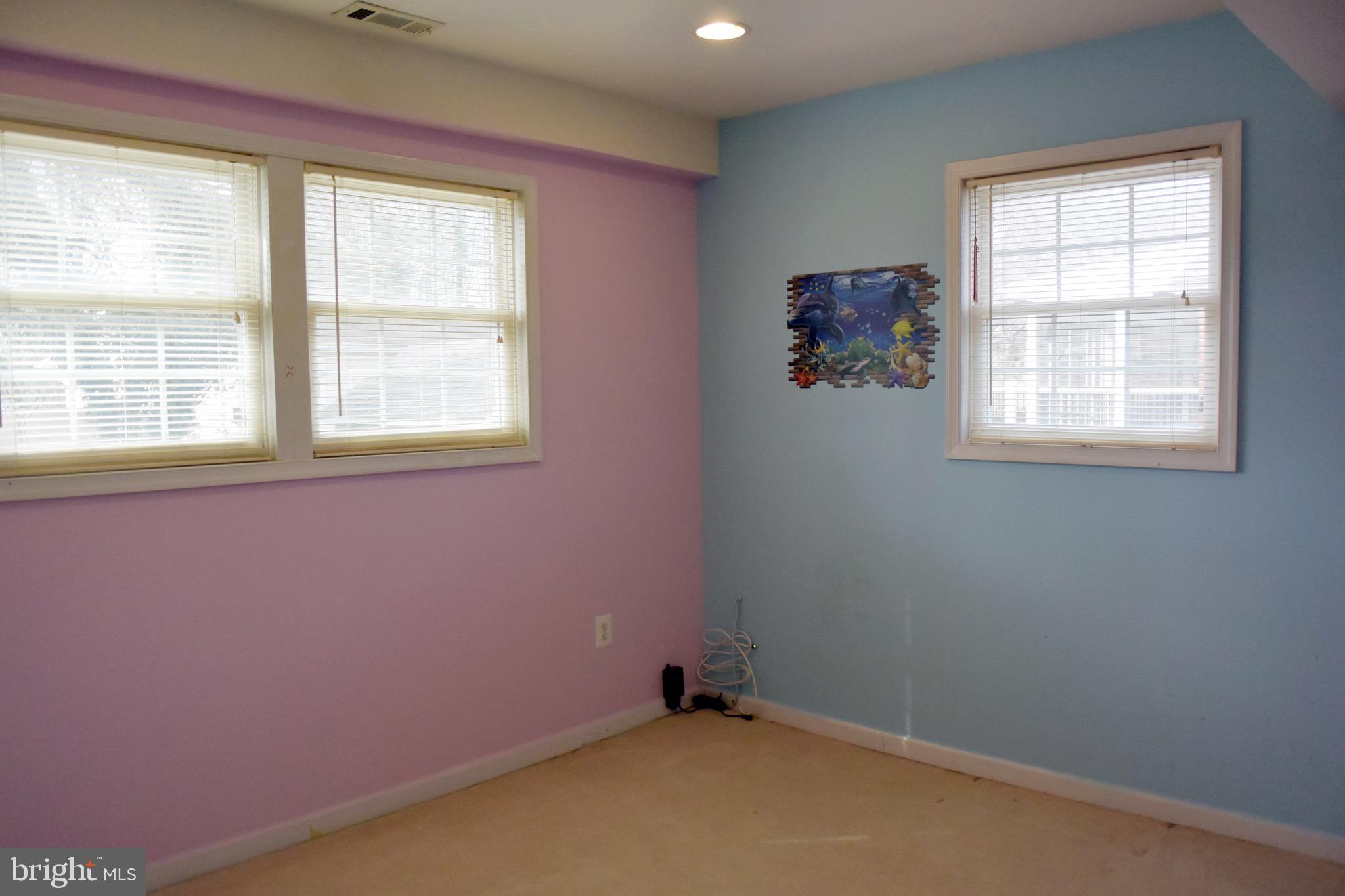 8404 Adelphi Road Adelphi, MD 20783 - Photo 9 of 29 BED 1 IN MAIN FLOOR