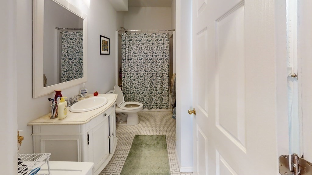 35 Uxbridge Street Worcester, MA 01605 - Photo 6 of 16