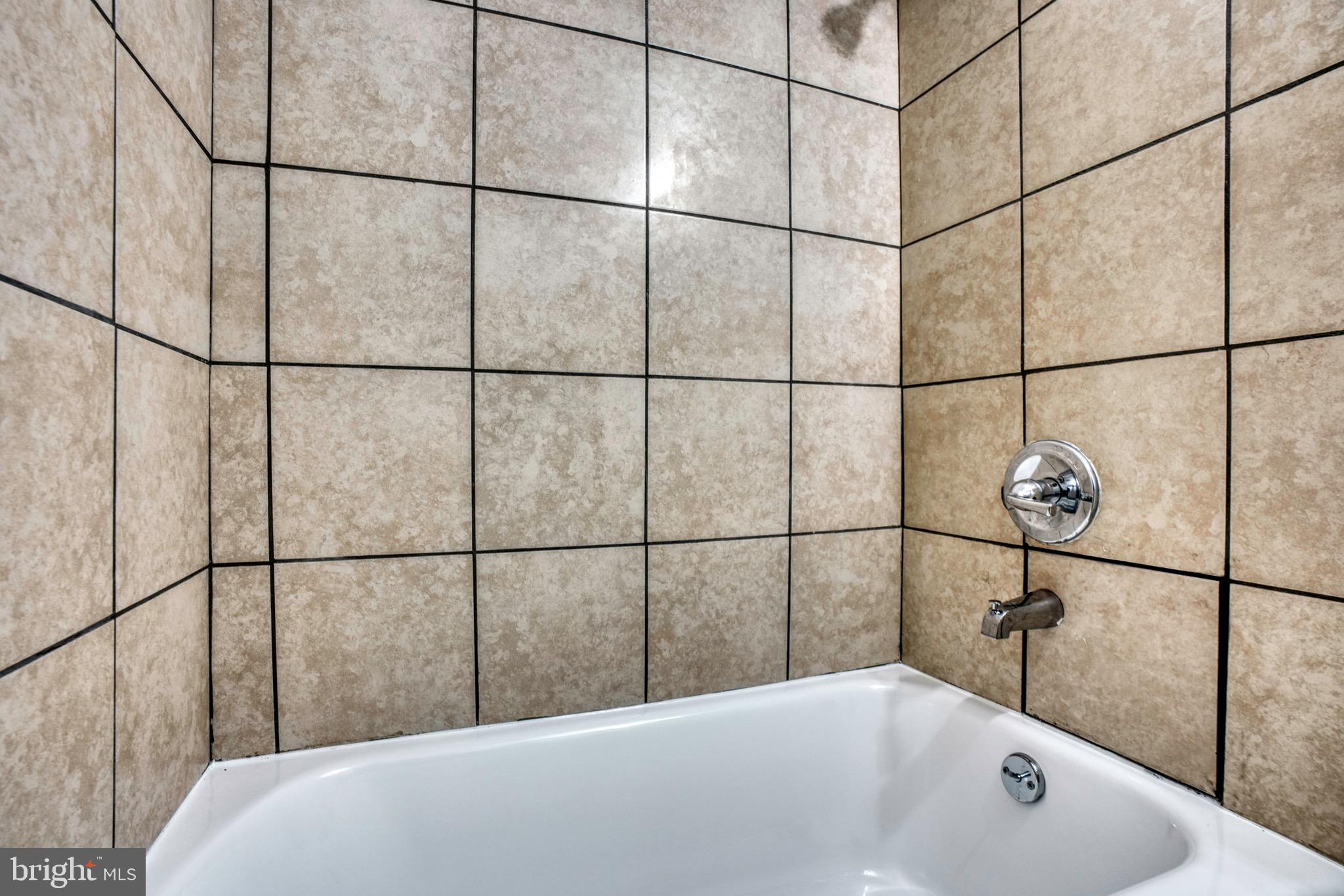 4222 Flowerton Road Baltimore, MD 21229 - Photo 22 of 41