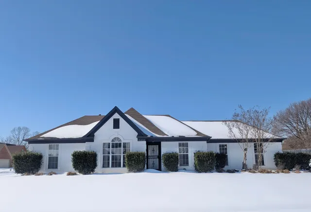 $1,700 | 9410 Garden Woods Drive, Cordova, TN 38016