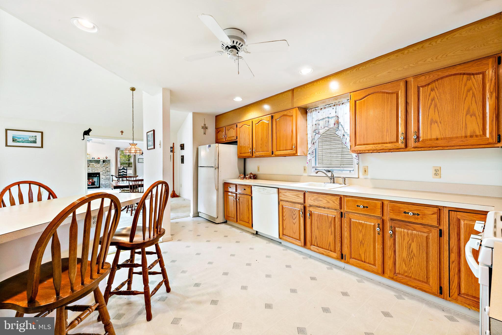 126 Inlet Avenue Manahawkin, NJ 08050 - Photo 15 of 41 Gallery Image 15