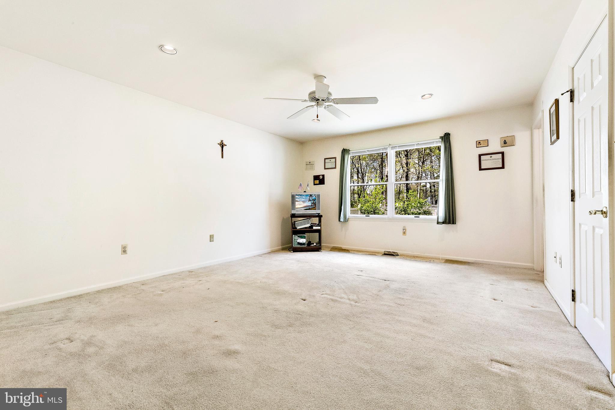 126 Inlet Avenue Manahawkin, NJ 08050 - Photo 17 of 41 Gallery Image 17
